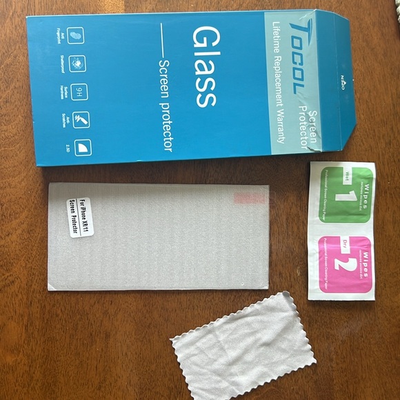 screen protector for iphone XR/11 - Picture 3 of 4